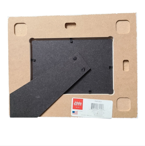 P. Graham Dunn 'Our Happy Place' Frame NWT - Picture 2 of 3